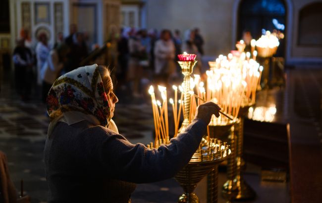 Церковні свята осінні в Україні 2025 за новим календарем - коли Воздвиження, Покрова, піст 1