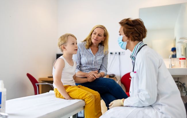 Хто має право вести дитину до лікаря - відповідь юриста та педіатра 1