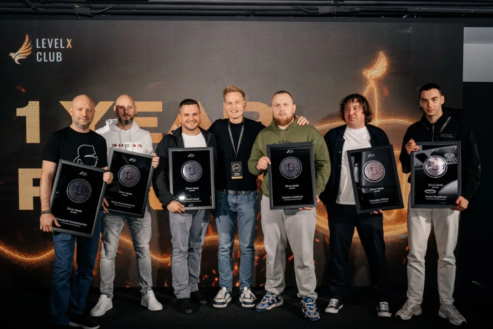 Кожен четвертий українець користується криптовалютою: як навчає Financial Freedom Academy. Спецпроєкт "Війна за незалежність. Боротьба триває" Новини 3