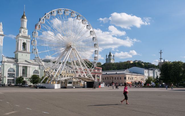 Погода до кінця серпня в Україні несе дощі, грози, шквали і тепло - чи буде ще спека, прогноз 1