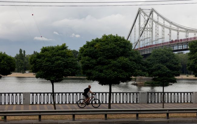 Правила їзди на велосипеді для дітей і дорослих в Україні - де не можна їхати, ПДР 1