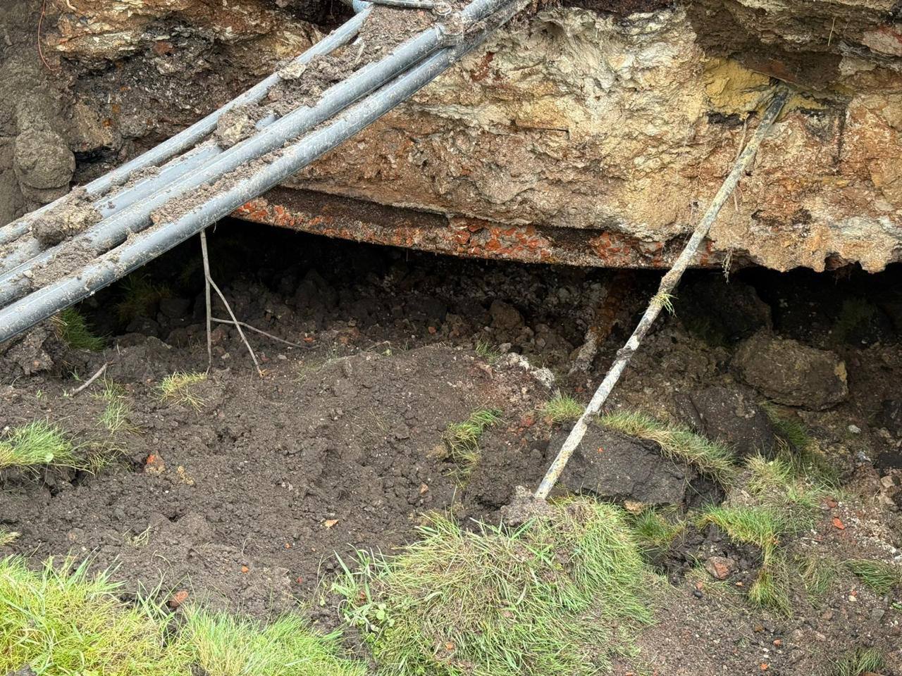 У Харкові у сквері Стрілка виявили підземні ходи після зсуву ґрунту - влада залучає істориків до їх вивчення, фото 3