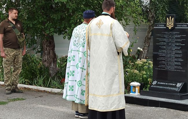 У Полтавській області відкрили стелу у пам’ять про полеглих військовослужбовців ТЦК та СП 1