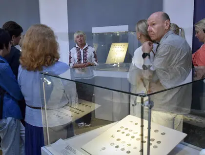 Виставка Скарби України показала сенсаційну знахідку з Городниці - фоторепортаж 21
