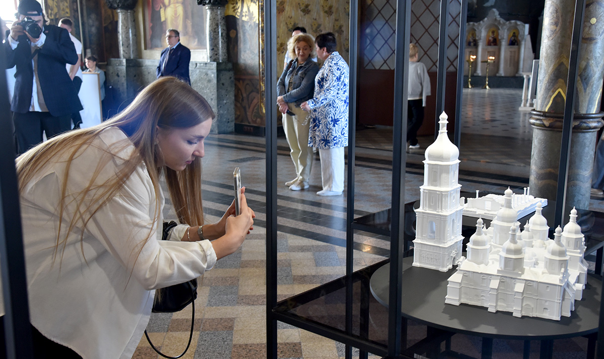 Виставка «Україна в мініатюрі» - у Лаврі представили 3D-моделі культурної спадщини України - фото 28