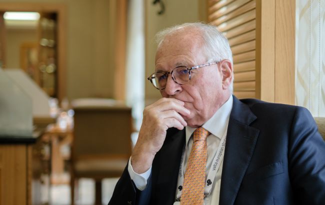 Альянс Китаю та Росіє - Ішингер заявив, що віне сформований 1