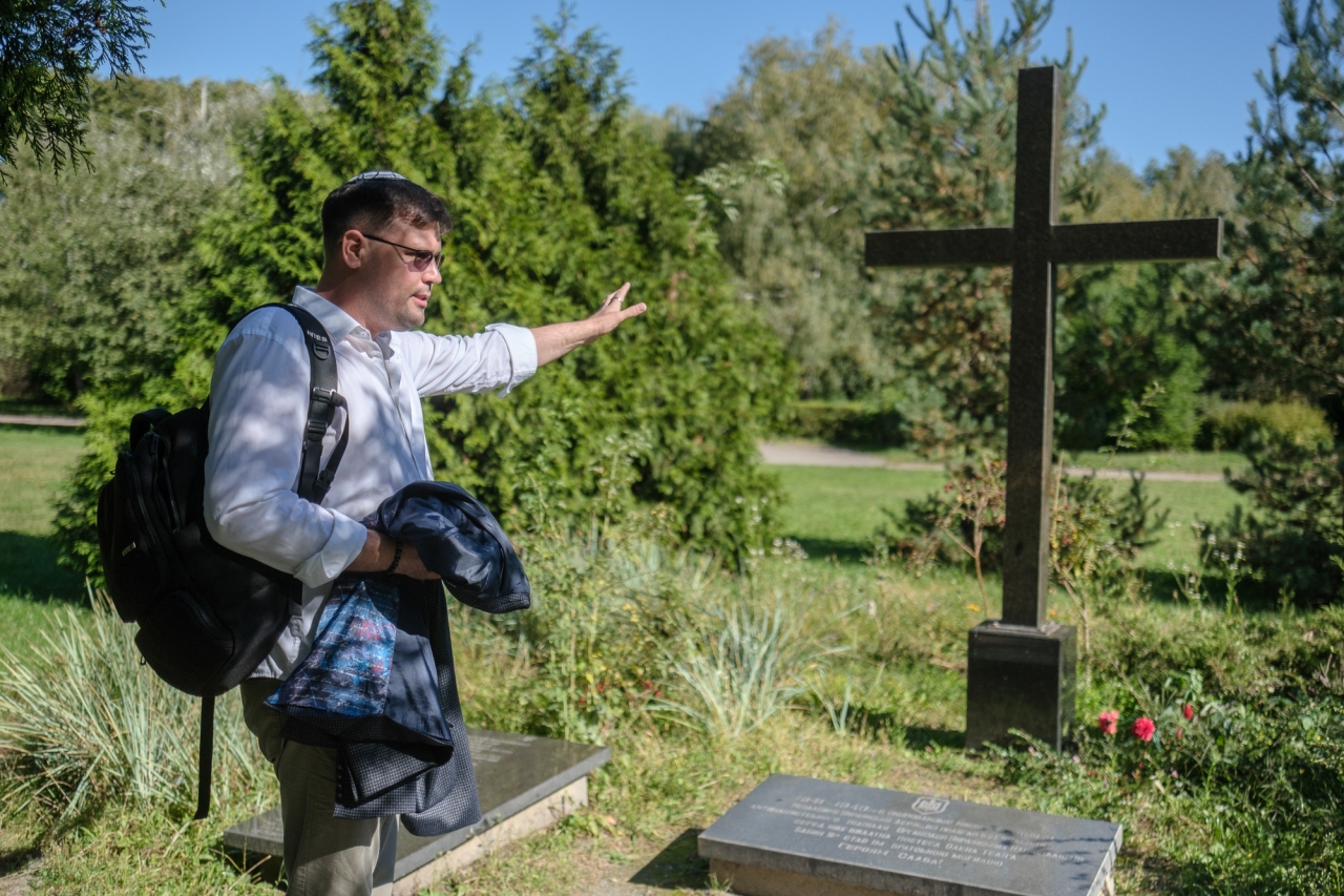 Бабин Яр в Києві став місцем розстрілів євреїв – про Голокост і окупаці. міста розповідає Юрій Амір Радченко 4