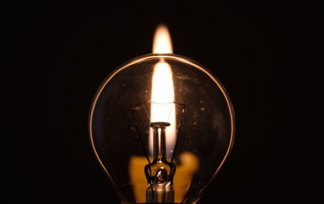 Боржникам не відключатимуть світло на прифронтових територіях 1