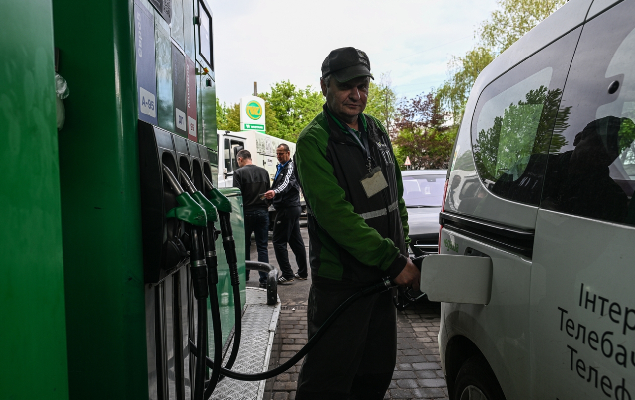 Ціни на бензин в Україні восени знизяться на 1-2 гривні – прогноз експертів 2