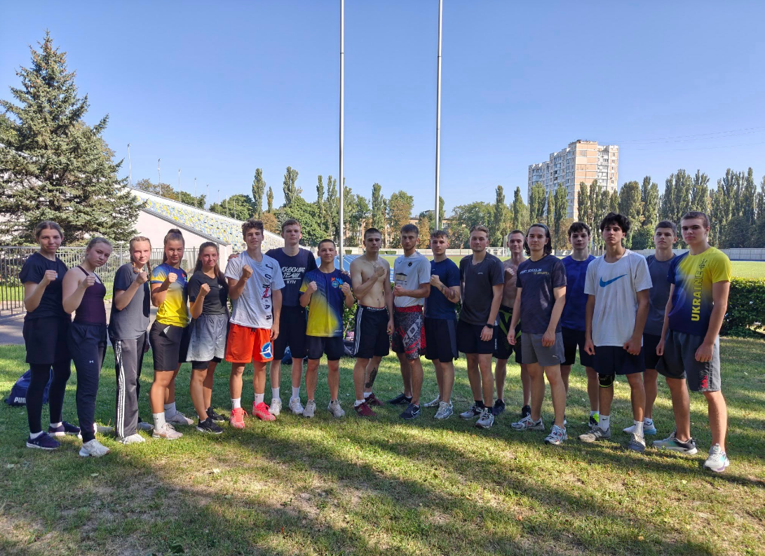 Директор ДЮСШ 24 і колишній військовий збирає гроші для поїздки дітей на чемпіонат світу 3