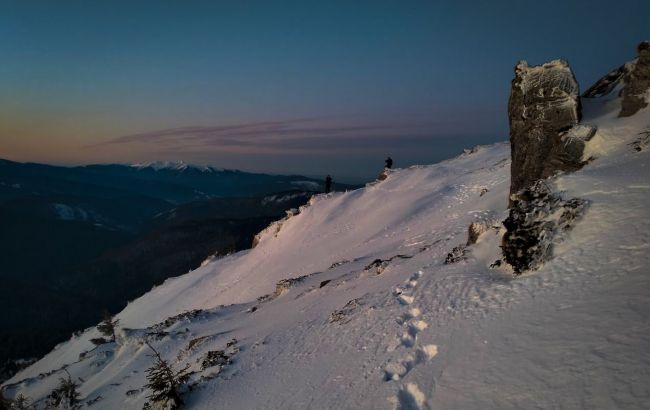 ДСНС врятувала у Карпатах туристку із сином 1