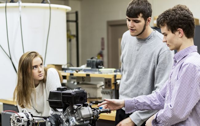 Дуальна освіта з 2026 року буде нормою для студентів вишів України - що це, пріоритетні спеціальності 1