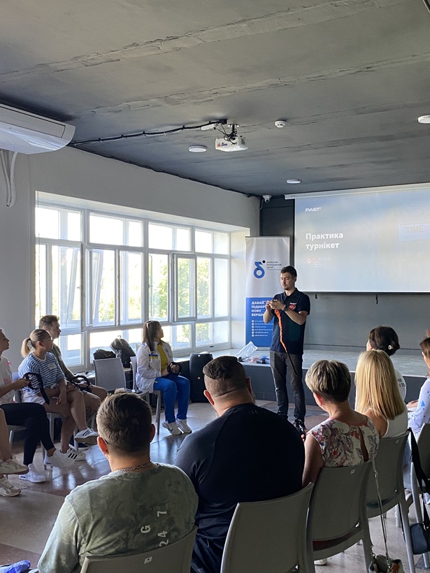 Favbet Foundation Матюхи провів тренінг з першої допомоги для спортсменів Полтави 2
