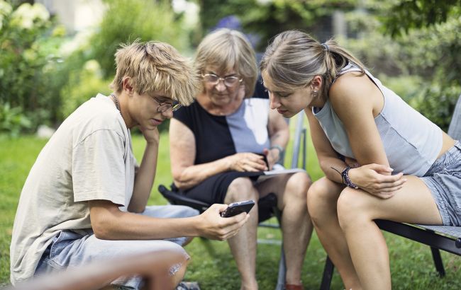 Хто такі зумери і міленіали, в які роки народились і чим відрізняються - різниця поколінь 1