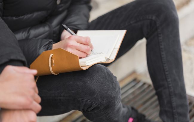 Хто і як має право вручати повістки визначає постанова КМУ 560 - де можна отримати, мобілізація 1