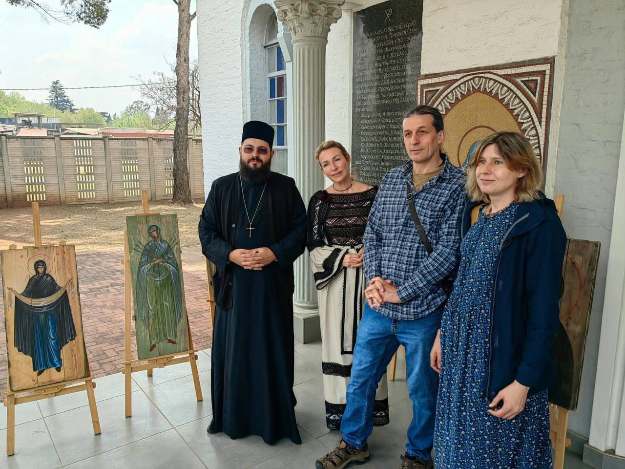 «Ікони на ящиках з-під озброєнь» - український мистецький проєкт уперше презентували в Африці - фото 15