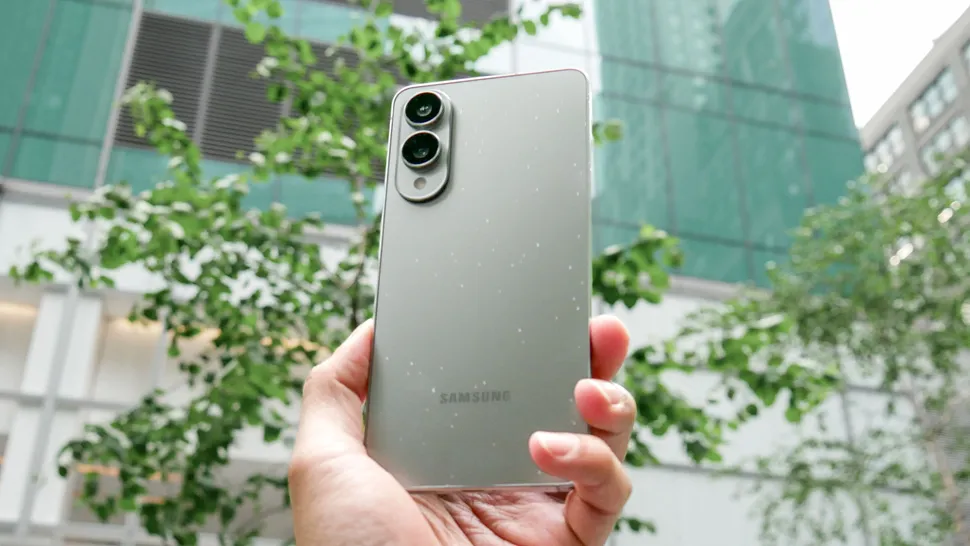 iPhone Air і Samsung Galaxy S25 Edge - порівняння телефонів 3