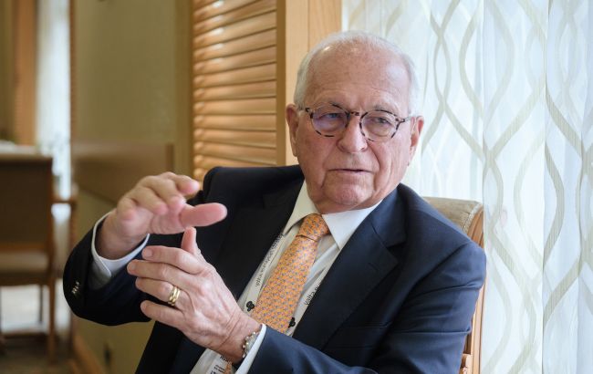 Ішингер в інтерв'ю D.UA - про мирні переговори, США, Китай, атаку на Польщу 1