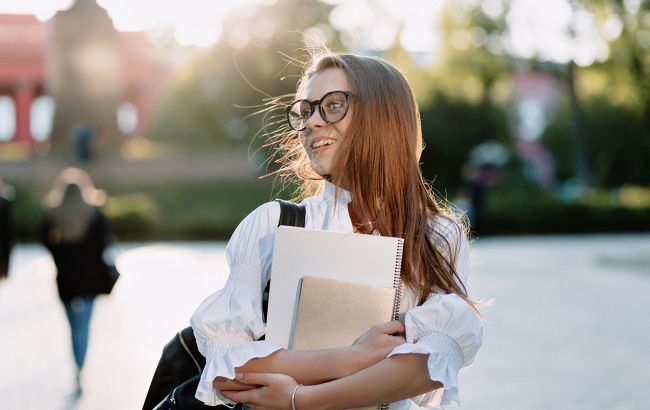 Які університети в Україні найпопулярніші серед абітурієнтів і студентів сказали в МОН - рейтинг 1