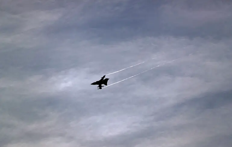 Літаки РФ у повітряному просторі НАТО - США підняли винищувачі на Алясці 1