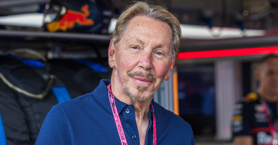 Має свій МіГ і підтримує українців: що відомо про найбагатшу людину - Ларрі Еллісона 1