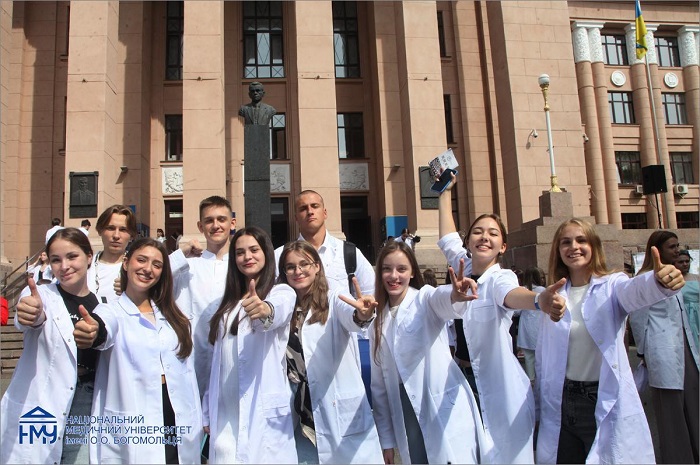 Медична освіта в Україні - інтерв'ю з ректором НМУ Богомольця про якість лікарів 2