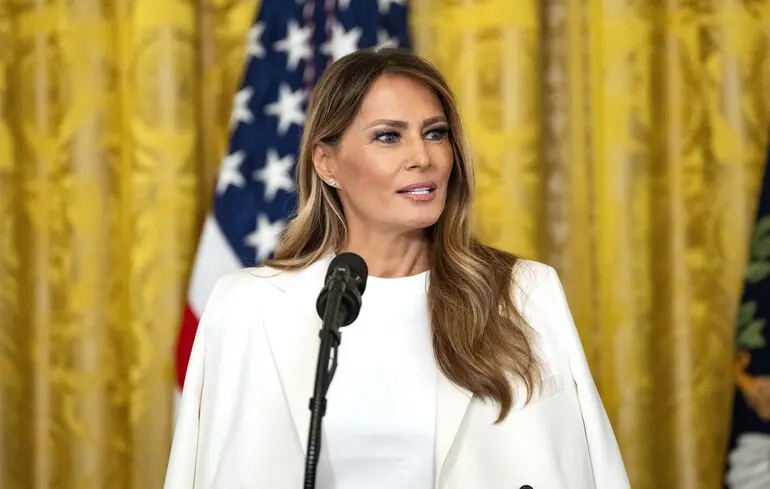 Меланія Трамп просуває штучний інтелект у школах США — суперечки навколо ризиків для дітей — новини світу 1