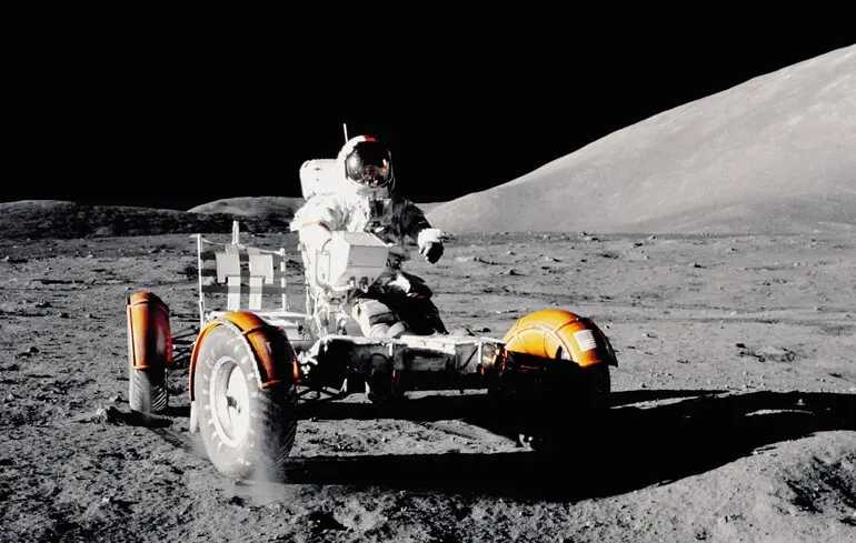 NASA відправить екіпаж у політ навколо Місяця - місія Artemis II стартує в лютому 2026 року - новини космосу 1