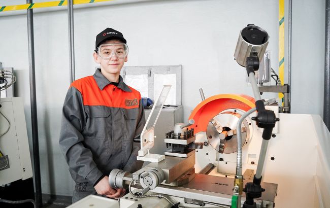 Навчання в коледжах онлайн – скільки профтехів в Україні ведуть освітній процес дистанційно 1