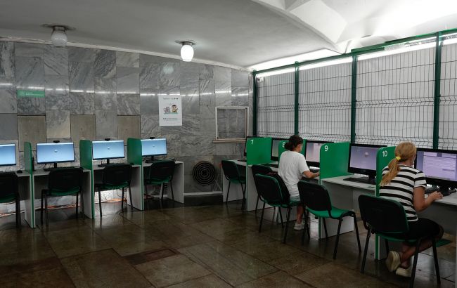 Питання для іспиту з ПДР опублікували на сайці Головного сервісного центру МВС - як підготуватися 1