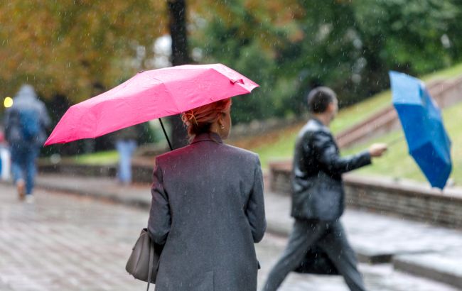 Погода в Україні 15 вересня буде місцями з дощами, але теплою 1