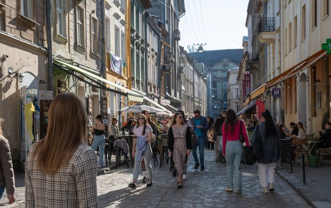 Погода в Україні у вересні 2025 встановила 12 нових температурних рекордів - де спека, прогноз 1