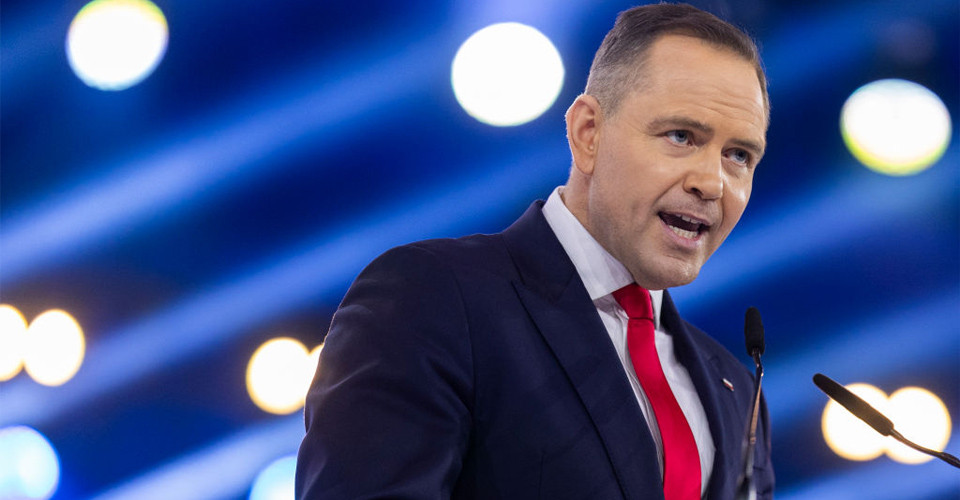 Попович: Своїми вето Кароль Навроцький може завдати шкоди економіці Польщі 1