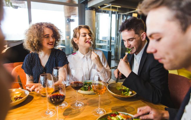 Популярні ресторани Києва - експерт назвала заклади, які досі мають черги на вхід 1