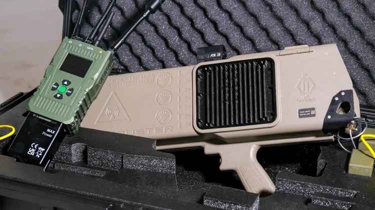 Представлена гвинтівка DroneBuster для перехоплення управління ворожими БПЛА 2