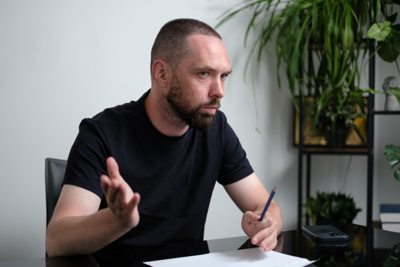 Сергій Дербін в інтерв'ю D.UA про військове меморіальне кладовище і вшанування пам'яті героїв 2