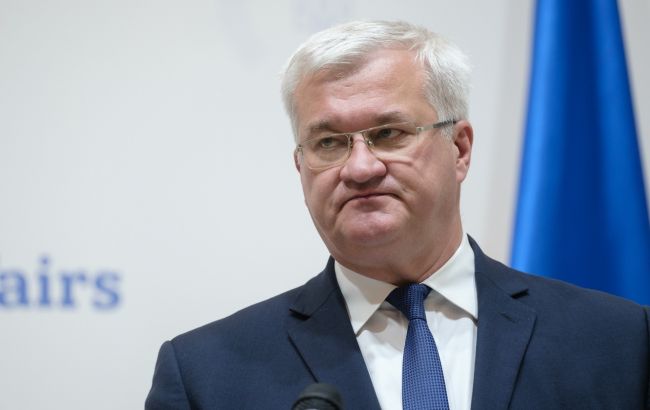 Сибіга відповів Сійярто на випад на адресу Зеленського 1