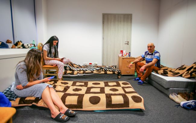 Українці з Польщі зможуть розраховувати на житло та допомогу при поверненні - як готується Україна 1