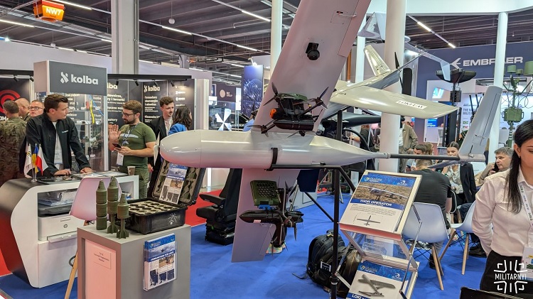 Українська компанія представила на виставці в Польщі дрон-матку THOR OPERATOR 2