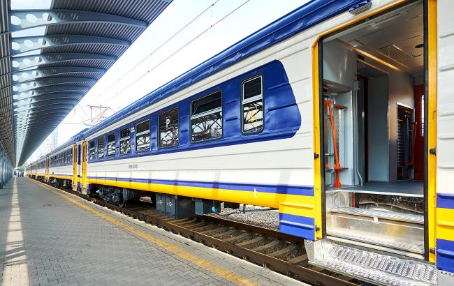 Укрзалізниця змінить рух пасажирських поїздів на Прикарпатті 1