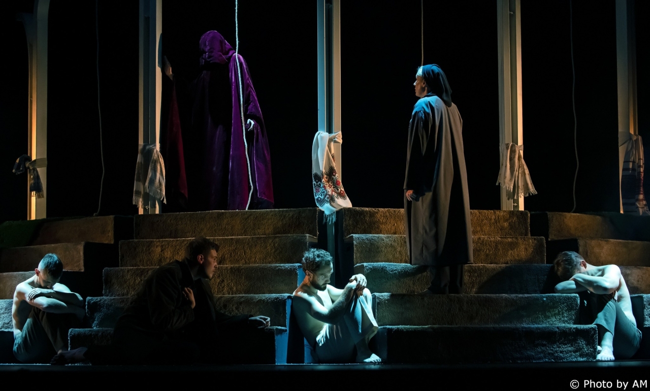 Вистава МАМИ у Рівному - у Рівному поставили виставу за книгою Марії Матіос про материнський біль 7