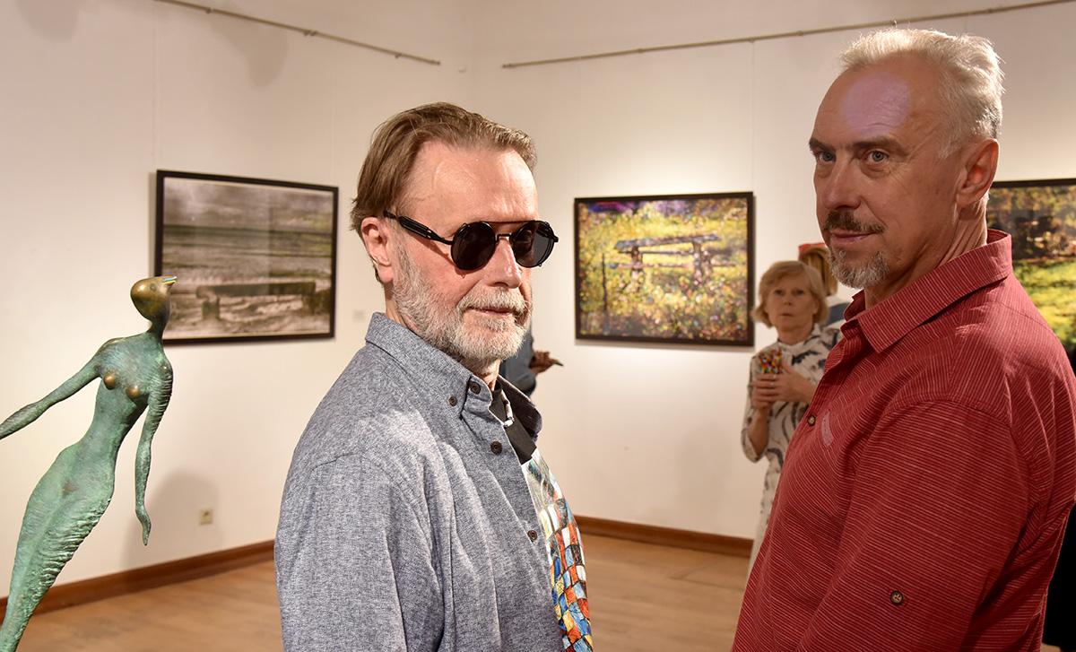 Виставка «Адаптація» у Софії Київській поєднала бронзові скульптури та цифрові образи - фото 29