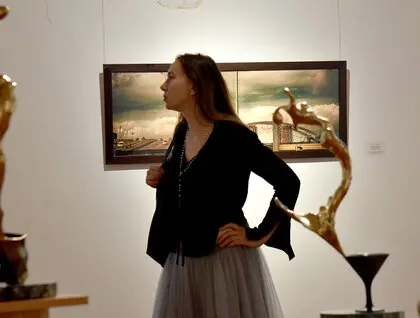 Виставка «Адаптація» у Софії Київській поєднала бронзові скульптури та цифрові образи - фото 14