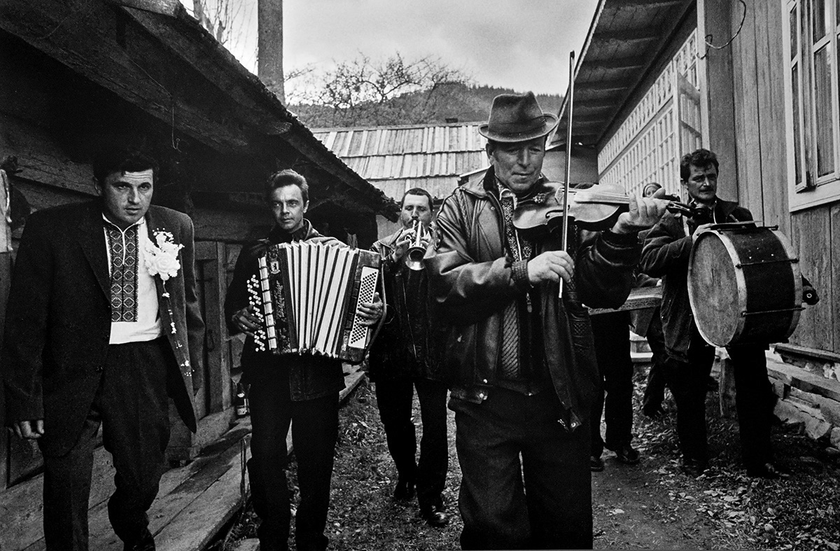 Виставка Глядєлова в Українському Домі - у Києві презентували ретроспективу фотомитця - фото 38