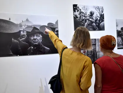 Виставка Глядєлова в Українському Домі - у Києві презентували ретроспективу фотомитця - фото 2