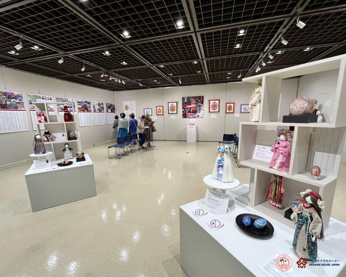 Виставка культурної спадщини України відкрилася в Нагої - фото 11