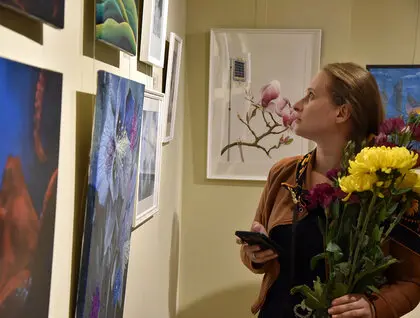 Виставка «Між світами» у Києві - музей Шевченка представив 187 робіт сучасних митців - фото 15