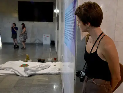 Виставка Віднайдене у втратах у Києві - 22 мисткині представили роботи - фото 15