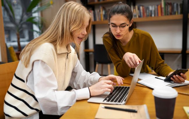 Зареєструвати місце проживання в гуртожитку студенти можуть онлайн в Дія - як отримати прописку 1