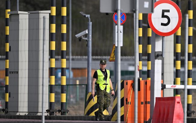 Затримки на польському кордоні - українців попередили про черги 1